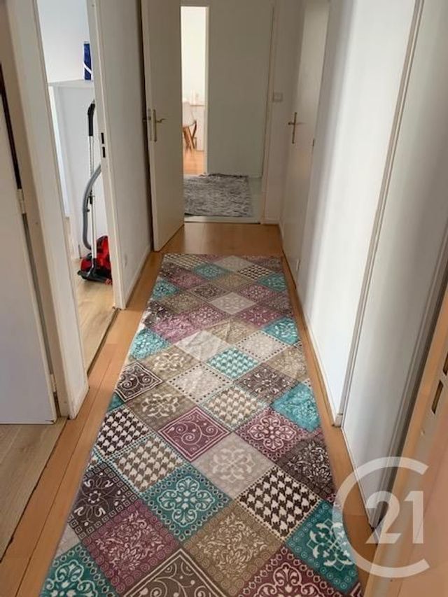 Afficher la photo en grand Appartement F3 à vendre - 3 pièces - 64.25 m2 - PONTOISE - 95 - ILE-DE-FRANCE - Century 21 Osmose