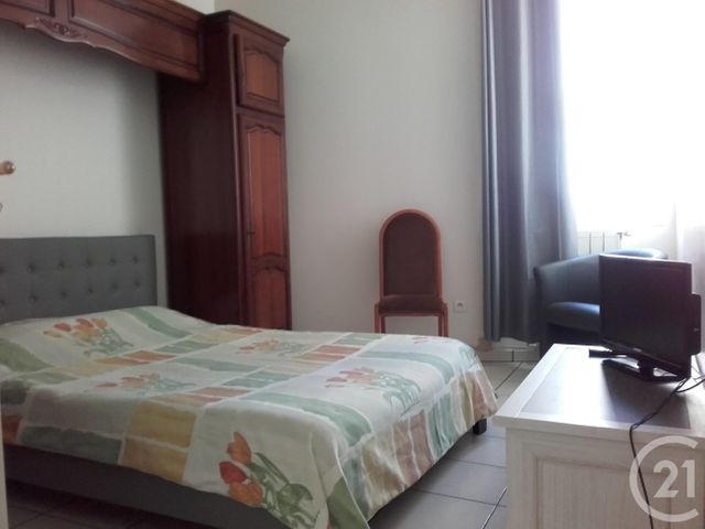 Afficher la photo en grand Appartement F2 à vendre - 2 pièces - 38.9 m2 - MAGNY EN VEXIN - 95 - ILE-DE-FRANCE - Century 21 Osmose