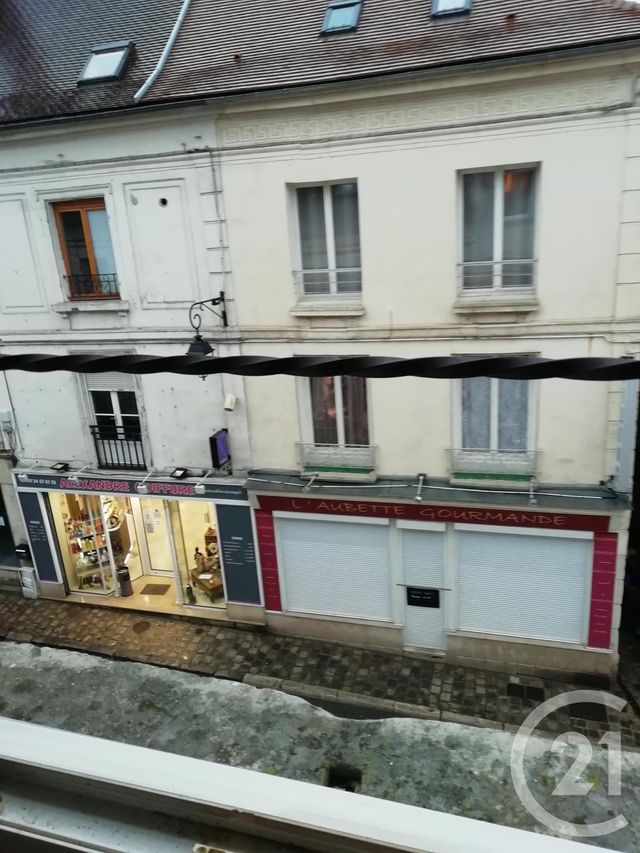 Afficher la photo en grand Studio à vendre - 1 pièce - 23.9 m2 - MAGNY EN VEXIN - 95 - ILE-DE-FRANCE - Century 21 Osmose