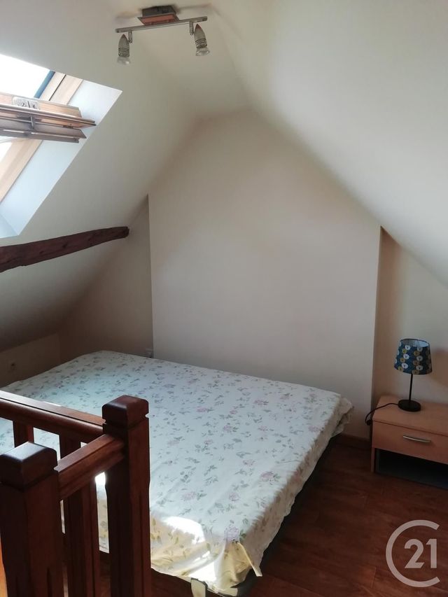 Afficher la photo en grand Appartement Duplex à vendre - 2 pièces - 23.6 m2 - MAGNY EN VEXIN - 95 - ILE-DE-FRANCE - Century 21 Osmose