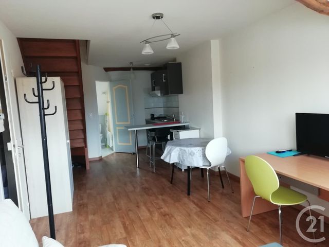 Afficher la photo en grand Appartement Duplex à vendre - 2 pièces - 23.6 m2 - MAGNY EN VEXIN - 95 - ILE-DE-FRANCE - Century 21 Osmose