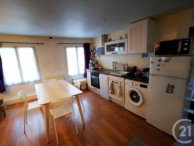 Afficher la photo en grand Appartement F3 à vendre - 3 pièces - 37.15 m2 - PONTOISE - 95 - ILE-DE-FRANCE - Century 21 Osmose