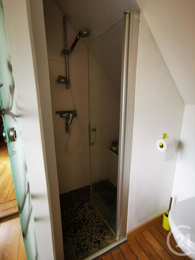 Afficher la photo en grand Appartement F3 à vendre - 3 pièces - 37.15 m2 - PONTOISE - 95 - ILE-DE-FRANCE - Century 21 Osmose