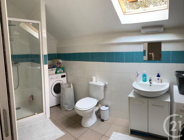 Afficher la photo en grand Appartement Duplex à louer - 2 pièces - 32.0 m2 - LONGUESSE - 95 - ILE-DE-FRANCE - Century 21 Osmose