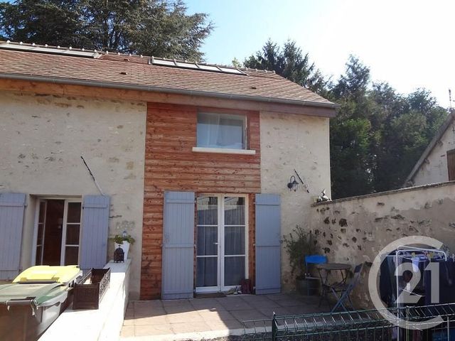 Afficher la photo en grand Appartement Duplex à louer - 2 pièces - 32.0 m2 - LONGUESSE - 95 - ILE-DE-FRANCE - Century 21 Osmose