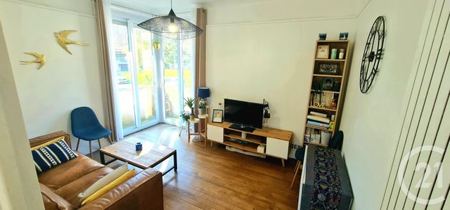 Appartement F2 à vendre - 2 pièces - 44.02 m2 - AINCOURT - 95 - ILE-DE-FRANCE - Century 21 Osmose
