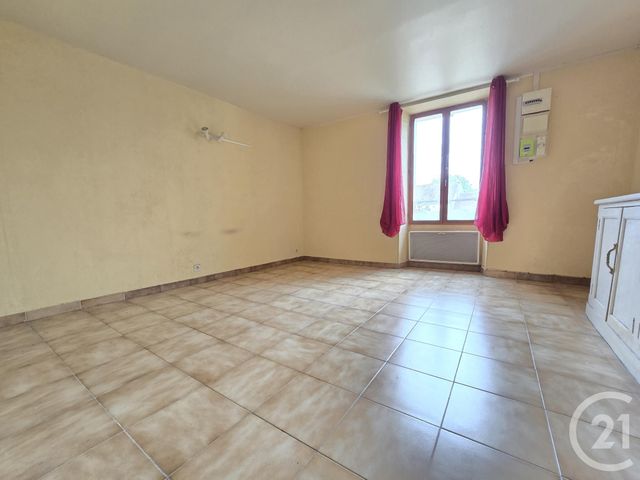 Appartement T3 à vendre - 3 pièces - 80.46 m2 - SERAINCOURT - 95 - ILE-DE-FRANCE - Century 21 Osmose