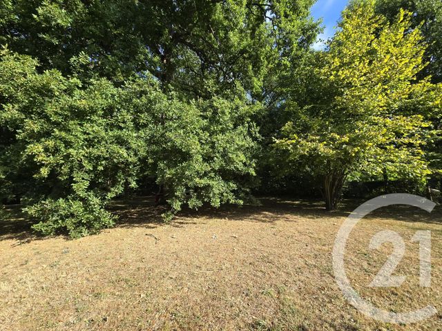 Appartement F2 à vendre - 2 pièces - 59.7 m2 - FREMAINVILLE - 95 - ILE-DE-FRANCE - Century 21 Osmose