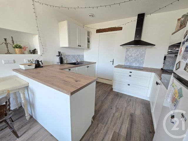 Appartement F2 à vendre - 2 pièces - 59.7 m2 - FREMAINVILLE - 95 - ILE-DE-FRANCE - Century 21 Osmose