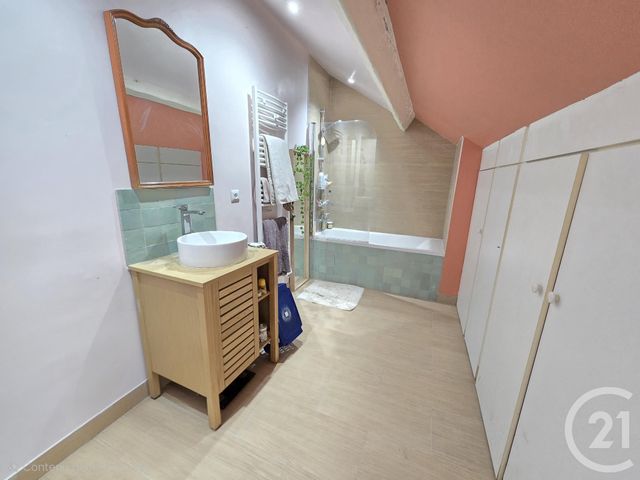 Appartement F2 à vendre - 2 pièces - 59.7 m2 - FREMAINVILLE - 95 - ILE-DE-FRANCE - Century 21 Osmose