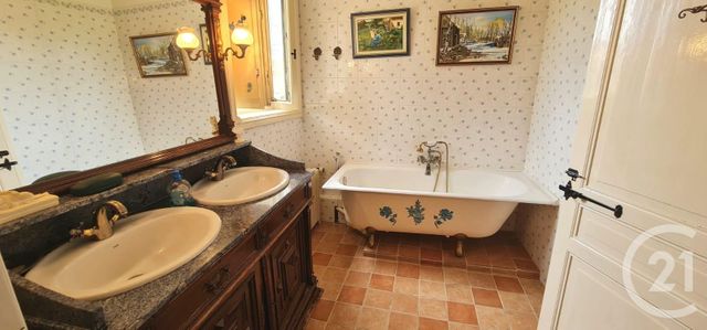 Afficher la photo en grand maison à vendre - 9 pièces - 264.94 m2 - CORMEILLES EN VEXIN - 95 - ILE-DE-FRANCE - Century 21 Osmose