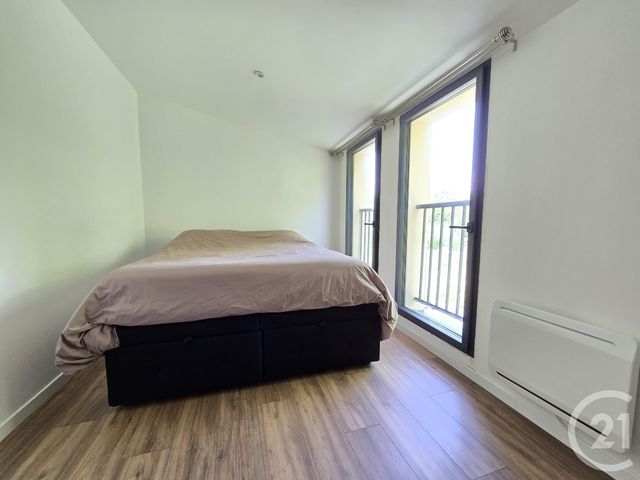 Appartement T3 à vendre - 3 pièces - 67.42 m2 - SERAINCOURT - 95 - ILE-DE-FRANCE - Century 21 Osmose