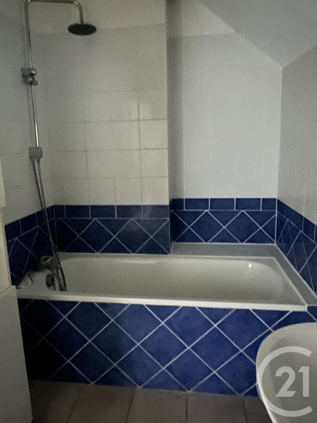 Appartement F2 à louer - 3 pièces - 87.35 m2 - VIGNY - 95 - ILE-DE-FRANCE - Century 21 Osmose