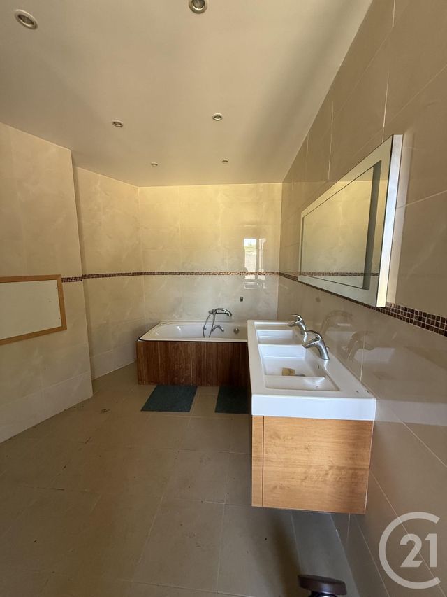 maison à vendre - 8 pièces - 400.0 m2 - VIGNY - 95 - ILE-DE-FRANCE - Century 21 Osmose