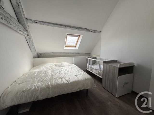 Appartement Triplex à louer - 3 pièces - 65.7 m2 - MOUSSY - 95 - ILE-DE-FRANCE - Century 21 Osmose