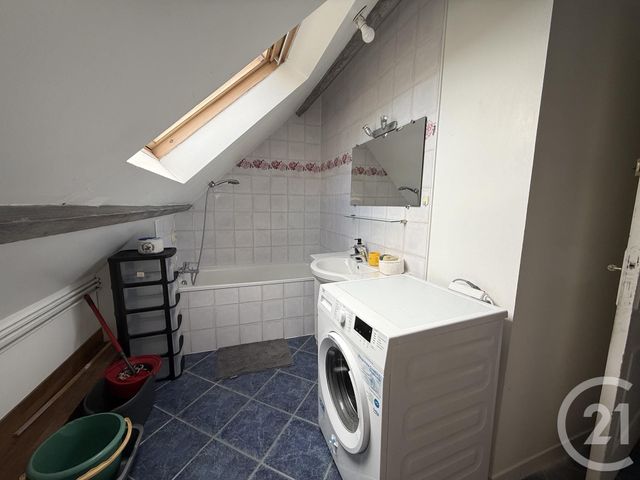 Appartement Triplex à louer - 3 pièces - 65.7 m2 - MOUSSY - 95 - ILE-DE-FRANCE - Century 21 Osmose