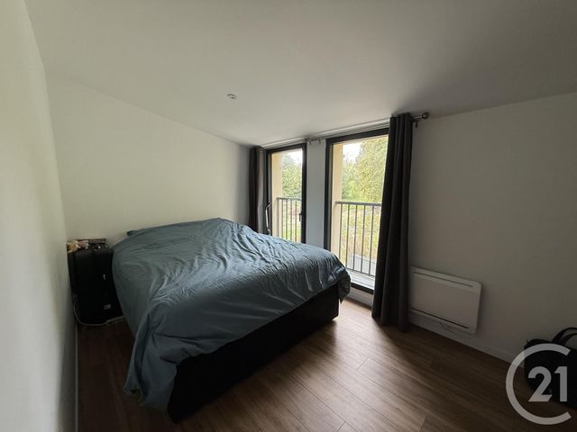 Appartement T3 à vendre - 3 pièces - 67.42 m2 - SERAINCOURT - 95 - ILE-DE-FRANCE - Century 21 Osmose