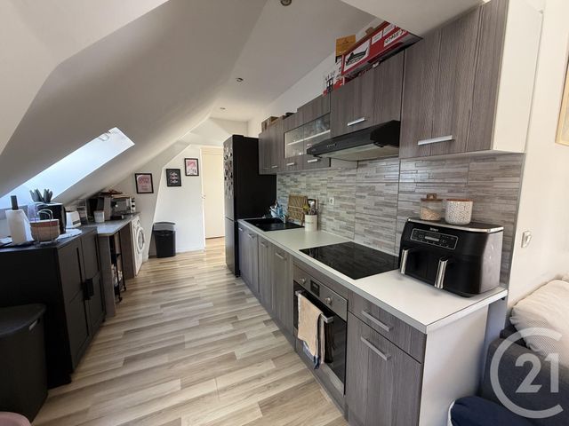 Appartement F3 à louer - 3 pièces - 52.5 m2 - SERAINCOURT - 95 - ILE-DE-FRANCE - Century 21 Osmose