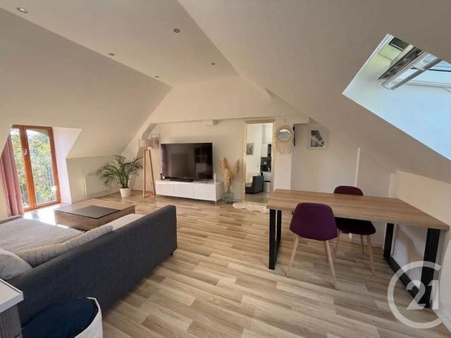 Appartement F3 à louer - 3 pièces - 52.5 m2 - SERAINCOURT - 95 - ILE-DE-FRANCE - Century 21 Osmose