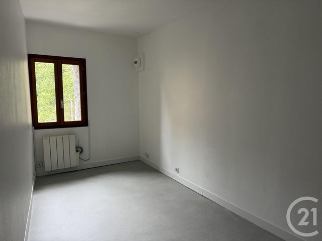 Appartement Duplex à louer - 2 pièces - 27.83 m2 - CHARS - 95 - ILE-DE-FRANCE - Century 21 Osmose